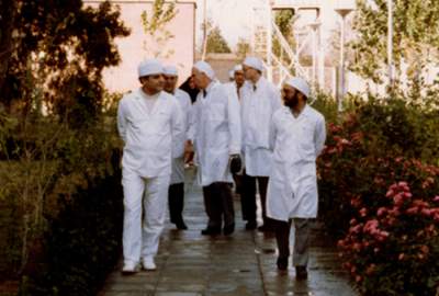بازدید نمایندگان شرکت روش سوئیس از لابراتوارهای رازک  <img src="/images/picture_icon.png" width="11" height="10" border="0" align="top">